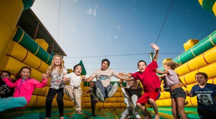 קפיצה קטנה של הנאה