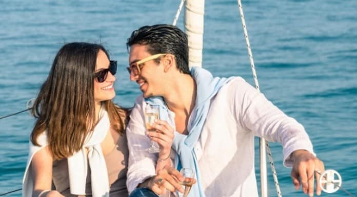 התינשאי לי בים? כך תציע נישואין בזמן שייט