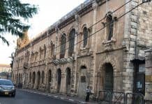 נשים וסיפורים ומה שבניהם