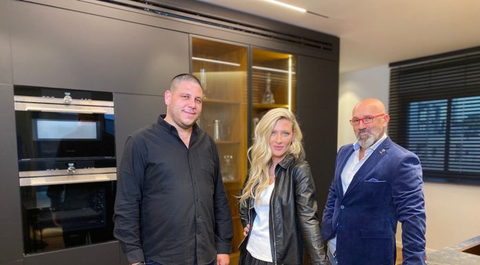 מימין לשמאל. רועי מגורה, לייה גיל ואור בן שמחון. צילום טל מרום
