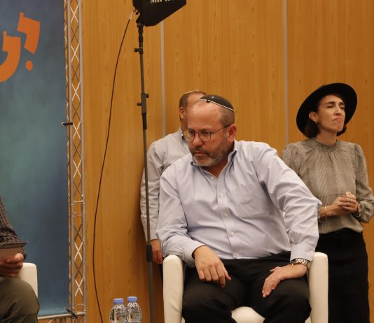 "עמדנו מול צונאמי תקשורתי – עלינו לכבוש את עזה ושטחים בסוריה": הנאום הלוחמני של צביקה מור