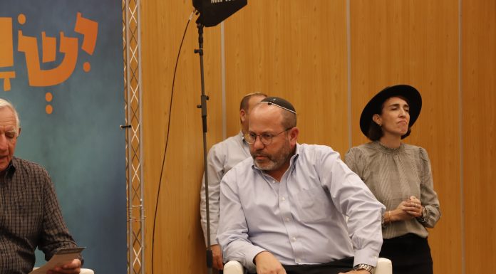 "עמדנו מול צונאמי תקשורתי – עלינו לכבוש את עזה ושטחים בסוריה": הנאום הלוחמני של צביקה מור