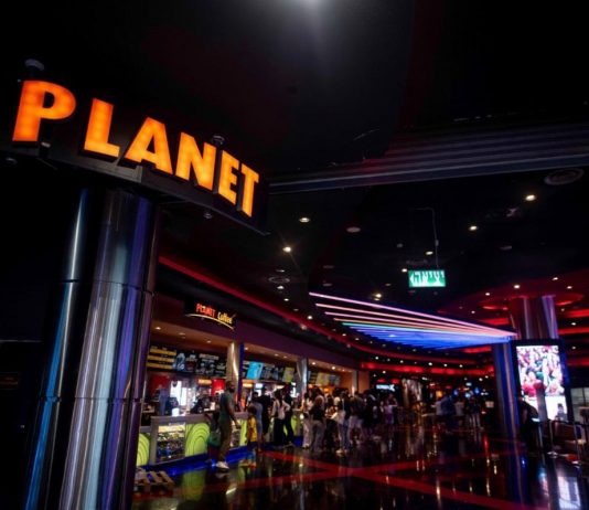 פלאנט ירושלים שוברת את המחיר למשפחות: הורה משלם כמו ילד וכל המשפחה בקולנוע ב-132 ₪ בלבד