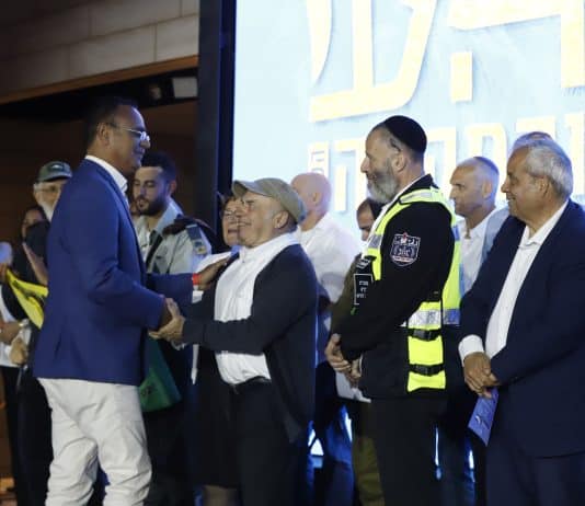 "אנחנו פה כדי להישאר": טקס 'אות העוז והתקווה' האיר את ירושלים ברוח של גבורה ישראלית