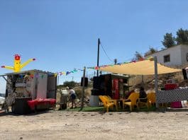חדש על השביל: עגלת הקפה של דיוויד וחנית בן דוד נפתחה בכניסה לעין פרת