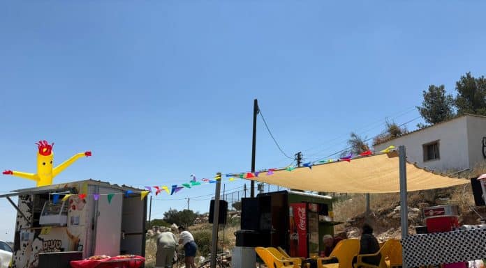 חדש על השביל: עגלת הקפה של דיוויד וחנית בן דוד נפתחה בכניסה לעין פרת