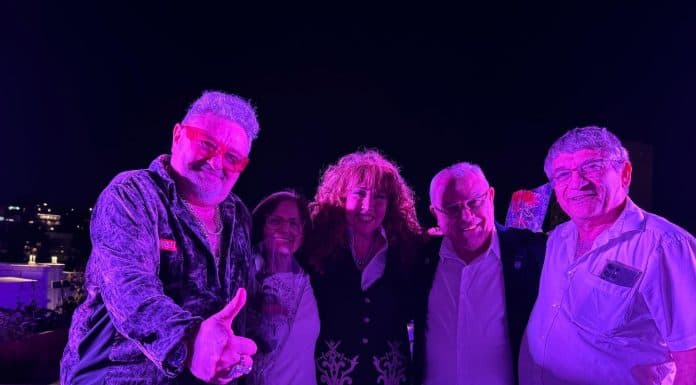 צלילים על הגג: ערב קיץ מרגש ויוקרתי בדיור המוגן נוה עמית רמת אשכול