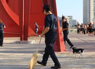 פסטיבל מנופים 2026: אמנות עולה לבמה ומאירה את שברי התקופה