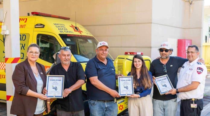 שלושת האחים שתרמו אופנוע חירום חדש למד"א לזכרם של הוריהם יציל חיים באזור בית שמש
