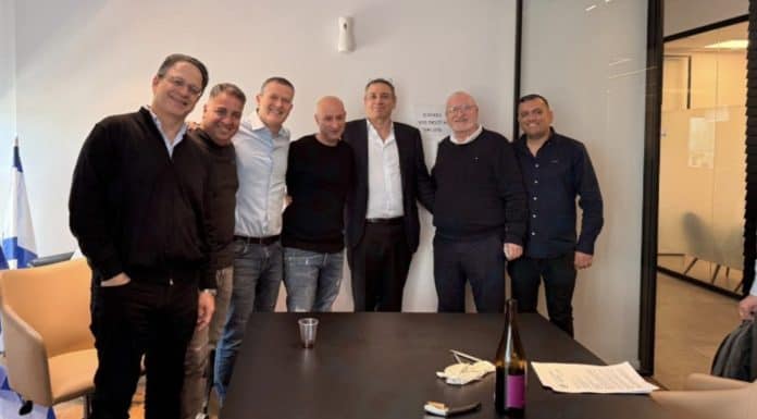 סופרבוס הסעים ותיור רוכשת את חברת "חבצלת הסעות" הירושלמית