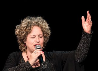 פותחים את השנה העברית החדשה עם מוזיקה, צלילים, שירה ונוסטלגיה: סדרת מופעים בקתדרה של דיור מוגן נופי מוצא שלושה מופעי מוזיקה במהלך ספטמבר פתוחים לקהילה בהרשמה מראש!!!
