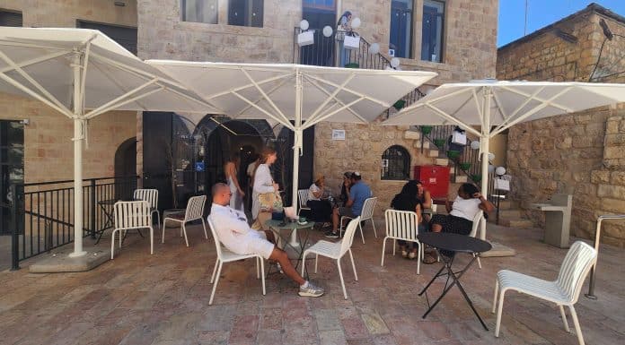 קפה בסמטה: יום שישי שאחרי ההכרזה על סגירה בימי שבת